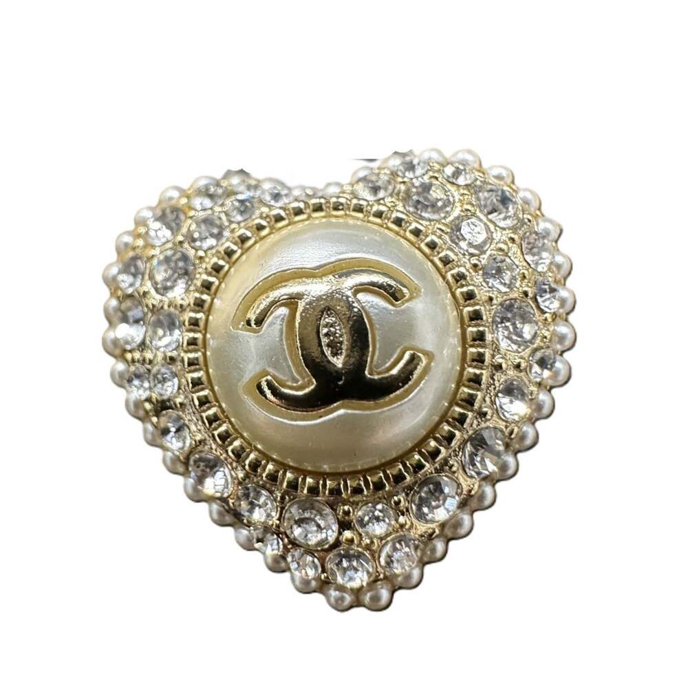 Chanel Cc Logo Heart Earrings Metal #256808C10B - Picture 3 of 9